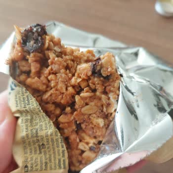 Eti Lifalif Yulaf Barında Canlı Kurtçuk Çıkması
