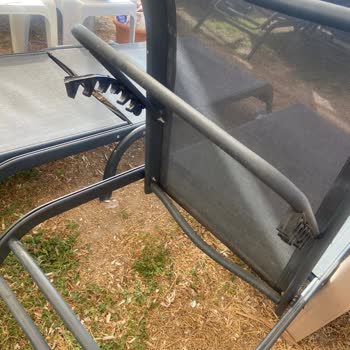 Golden Age Hotel Hasarlı Şezlongları Ve Yetersiz Sağlık Hizmeti Nedeniyle Yaşanan Ciddi Yaralanma