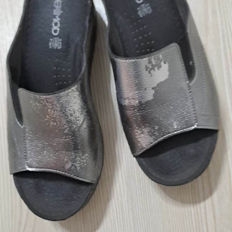 Kısa Sürede Renk Atan Terlik Ve Yetersiz Satış Sonrası Destek