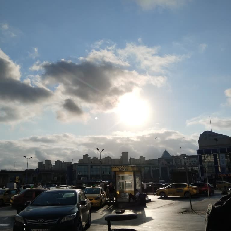 Silivri Biletiyle Esenler'de İndirildik, Muavin De Yol Boyunca Kabaydı