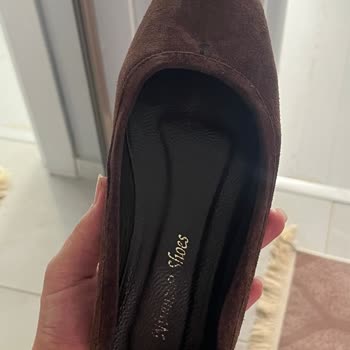 İki Günde Fiyonkları Kopan Ve Hızla Deforme Olan Ayakkabı Deneyimi