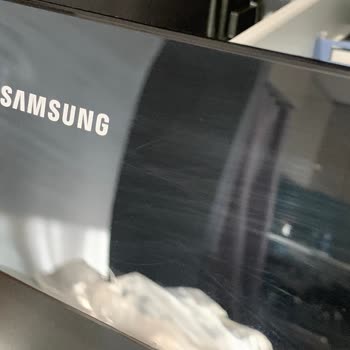 Samsung Sıfır Diye Satılan Çamaşır Makinesi Tozlu Ve Çizik Çıktı, İade Sürecinde Mağdur Edildim