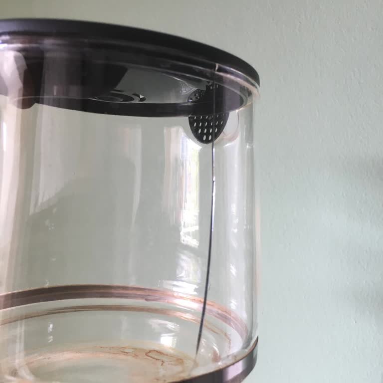 Kısa Sürede Arızalanan Çay Makinesi Ve Yetersiz Müşteri Hizmeti Mağduriyeti