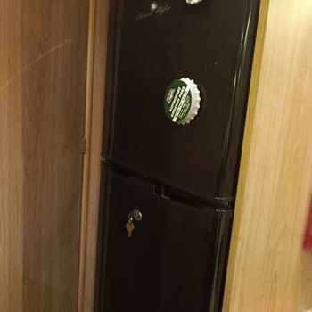 Yeni Aldığım Buzdolabının Kırık Parçası İçin Muhatap Bulamıyorum