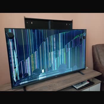 Kırık Gelen Philips TV Ve N11'in İlgisizliği