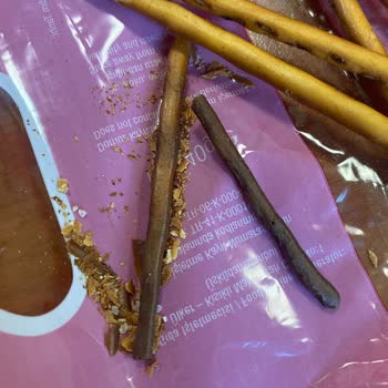 Çocukların Tükettiği Krakerde Yanık Ürün Şoku