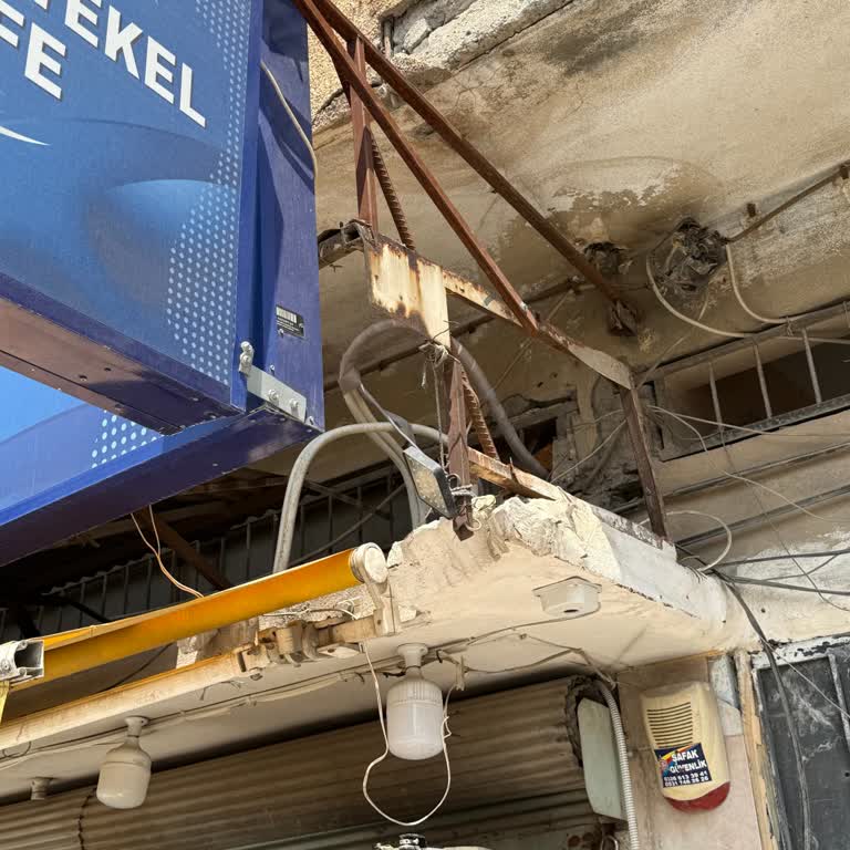 Servis Gecikmesi Nedeniyle Dükkan Eşyalarım Zarar Gördü