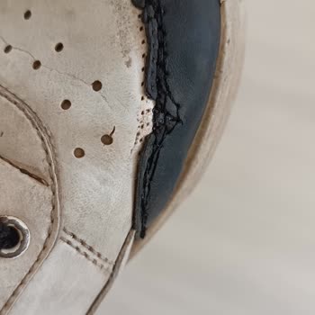 Deichmann Tamir Sonrası Ürünün Kötü Dikilmesi Nedeniyle Mağduriyet Yaşıyorum