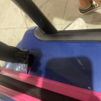 Ajet, Fatura Olmadan Hasarlı Bagaj Başvurumu Reddetti