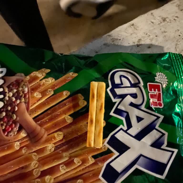 Eti Kraker Paketinde Birleşik Kraker Sürprizi