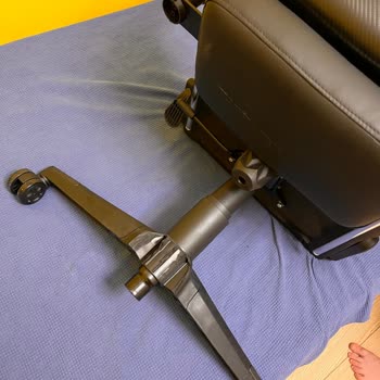 Rampage Yeni Alınan Oyuncu Koltuğu Kırıldı, Satıcı Ve Üretici İlgisiz Kaldı