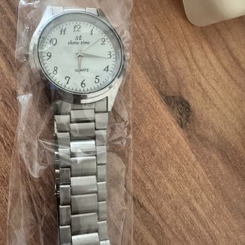 Sipariş Verdiğim Saatlerin Kalitesiz Ve Yanlış Gönderilmesi