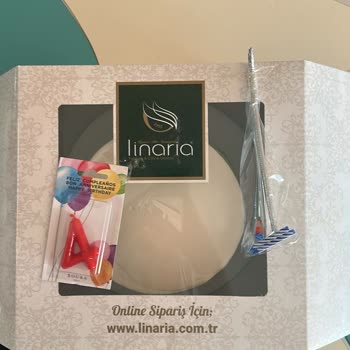 Pahalı Pastada Bayat Çileklerle Hayal Kırıklığı Yaşadım