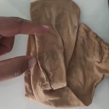 Ayakkabının Boyası Çoraba Geçiyor, Çözüm Yok!