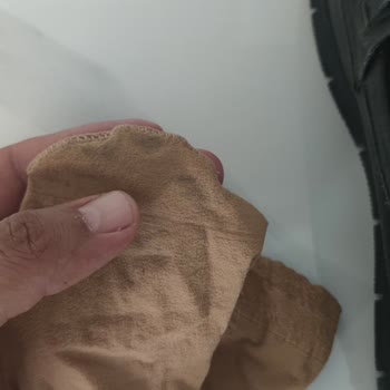 Ayakkabının Boyası Çoraba Geçiyor, Çözüm Yok!