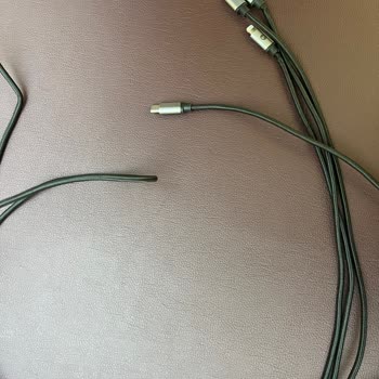 Aldığım Şarj Kabloları Kısa Sürede Bozuldu