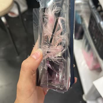 Lal Hediyelik Kendi Hatasına Rağmen Beni Suçladı