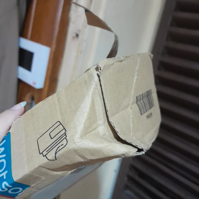 Watsons'tan Geç Ve Düzensiz Kargo Teslimatı