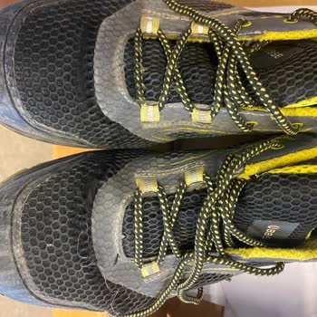 Kısa Sürede Deforme Olan İş Ayakkabısı Ve Yetersiz Müşteri Hizmeti