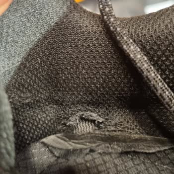 Yüksek Fiyatlı Ayakkabıda Kronik Astar Yırtılması Ve Firma İlgisizliği