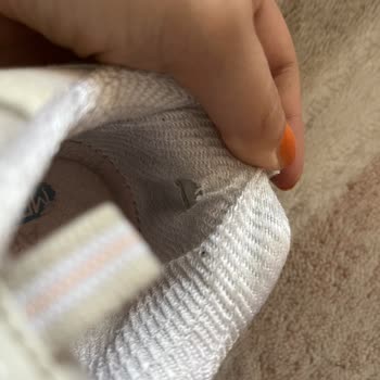 Skechers Ayakkabıda Kısa Sürede Yırtılma Ve Kırılma Yaşadım Firma Sorumluluk Almadı