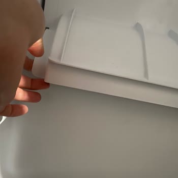 Satın Aldığım Derin Dondurucuda Üretim Hatası Var Değişim Talebim Karşılanmıyor