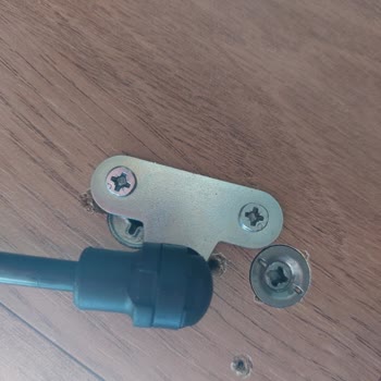 Sıfır Üründe Kullanılmış Parçalar Ve Bozuk Aksam!