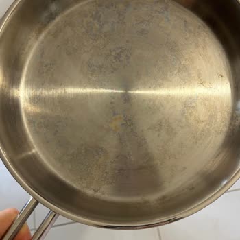 Karaca Züccaciye Tava Renk Değişmesi