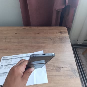 Samsung Flip 5 Ekran Sorunu Ve Haksız Ücret Talebi