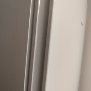 Sıfır Siemens Buzdolabım Kusurlu Çıktı, Değişim Yerine Ek Ücret İstendi!