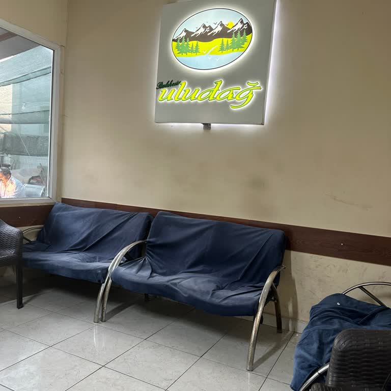 Dudullu Terminali'nde Bilgilendirme Ve Bakım Eksikliği Yolculuğu Zorlaştırıyor