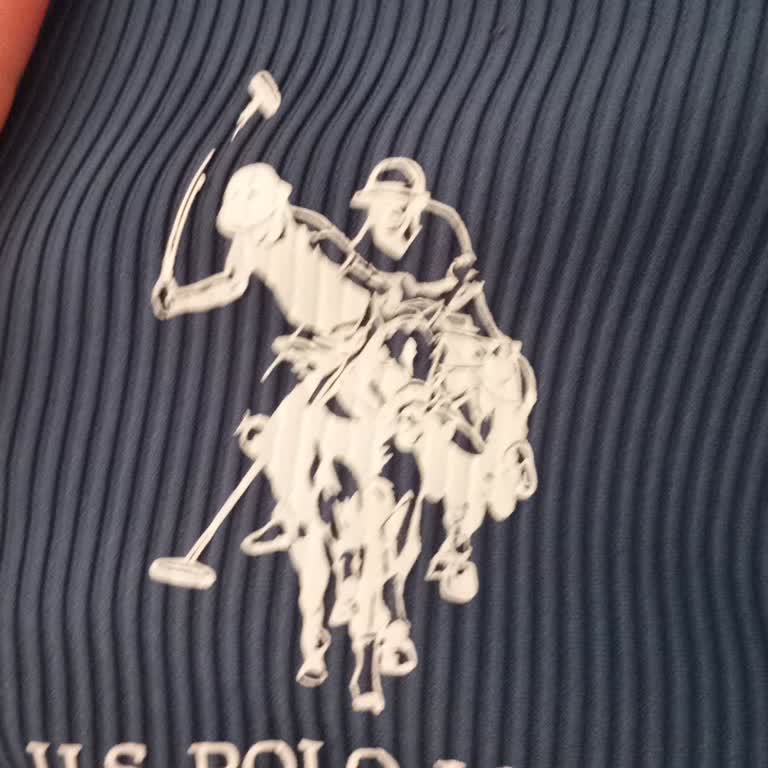 Ürün Baskısı Söküldü, Ekstra Kargo Ücreti Alındı, Müşteri Hizmeti Yok