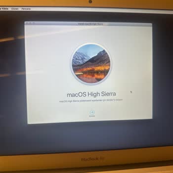 Macbook Air Yazılım Kurulumu İçin Haksız Ücret Talebi