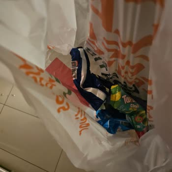 Migros Sanal Marketten Gelen Dondurmalar Erimiş Ve Paketleri Patlamış Şekilde Teslim Edildi