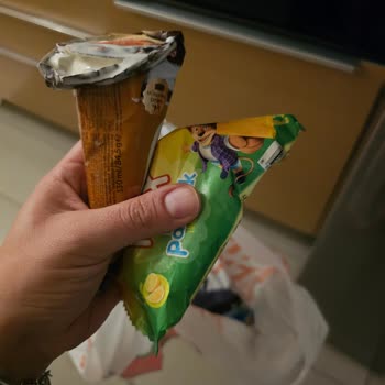 Migros Sanal Marketten Gelen Dondurmalar Erimiş Ve Paketleri Patlamış Şekilde Teslim Edildi