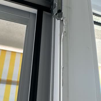 Fornax Kilit Gövdesi Hiçbir Yerde Yok