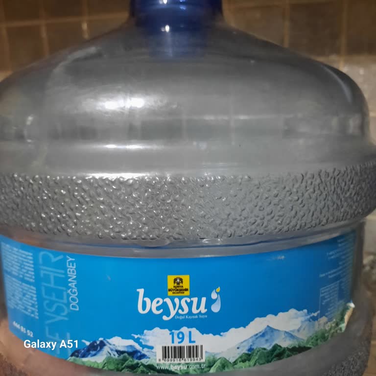 Beysu Damacana Etiket Mağduriyeti: 5 Yıllık Şişe 2 Yıllık Etiketle Reddedildi