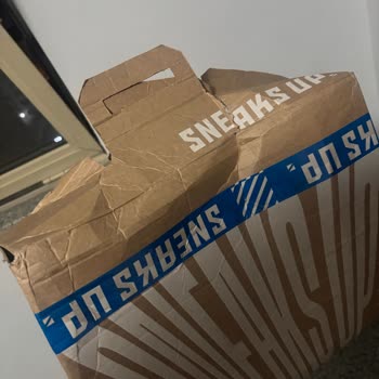 DHL Kargo İle Gelen Yırtık Ve Açılmış Kutu Mağduriyeti