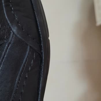 Deichmann 15 Günde Açılan Ayakkabıya Kullanıcı Hatası Denilerek Mağdur Edildim!
