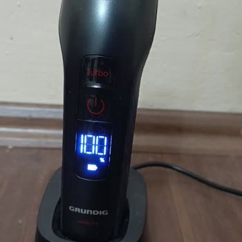 Grundig Mc 9030 Kendi Kendine Çalışıyor