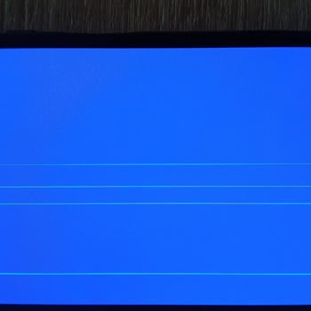 Samsung Galaxy M52 Ekranında Aniden Oluşan Ölü Pikseller Mağduriyet Yarattı