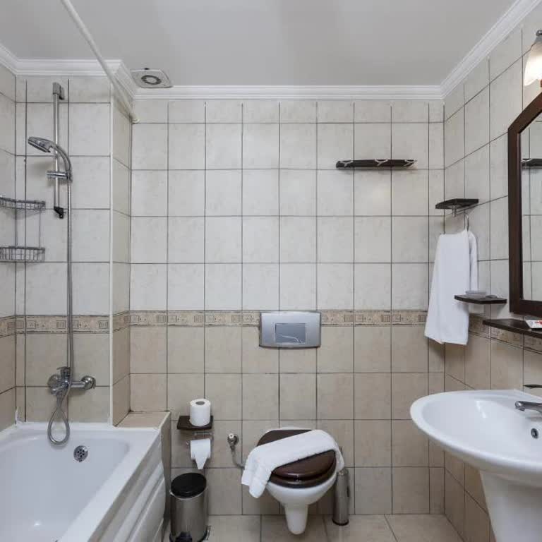 Yanıltıcı Bilgi Ve İade Sorunu: Engelli Misafire Uygun Olmayan Otel Deneyimi