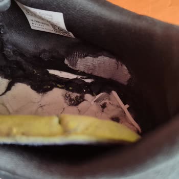 Reebok Ayakkabıda 5 Ayda Taban Ve Astar Sorunu, Değişim Talebi