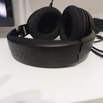 Yeni Alınan Corsair Kulaklıkta Tasarım Kaynaklı Çatlak Ve Kırılma Sorunu