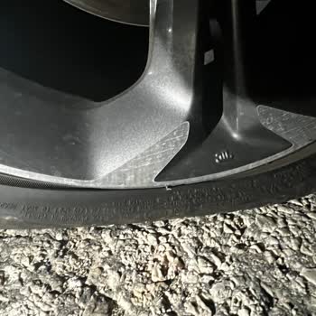 Gece Yaşadığım Lastik Sorunu Sonrası Ankara Sigorta Müşteri Hizmetlerine Ulaşamamak