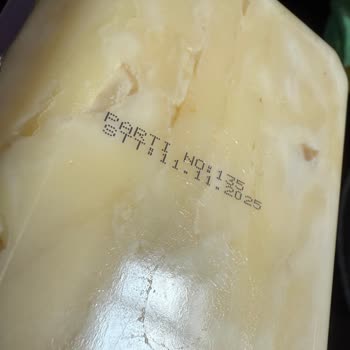 Migros'tan Aldığım Peynir Küflü Ve Erimiş Çıktı, Havalandırma Yetersizdi