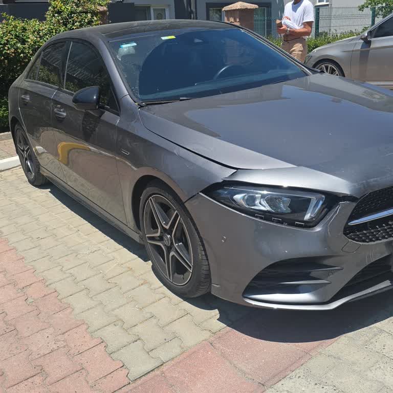 Mercedes Yetkili Servisinde Süreç Yönetimsizliği Ve Mağduriyet