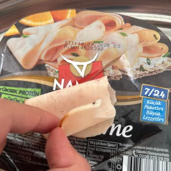 Son Kullanma Tarihi Geçmemiş Salamdan Böcek Çıkmasıyla Yaşadığım Şok