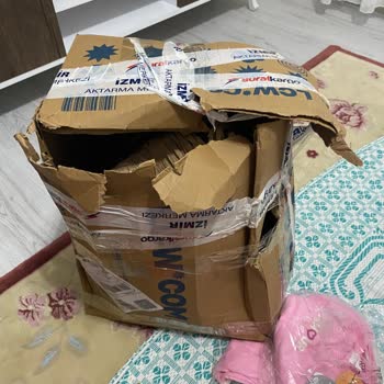 Eksik Ve Yırtık Gelen Kargom İçin Çözüm Bekliyorum
