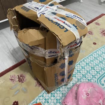 Eksik Ve Yırtık Gelen Kargom İçin Çözüm Bekliyorum